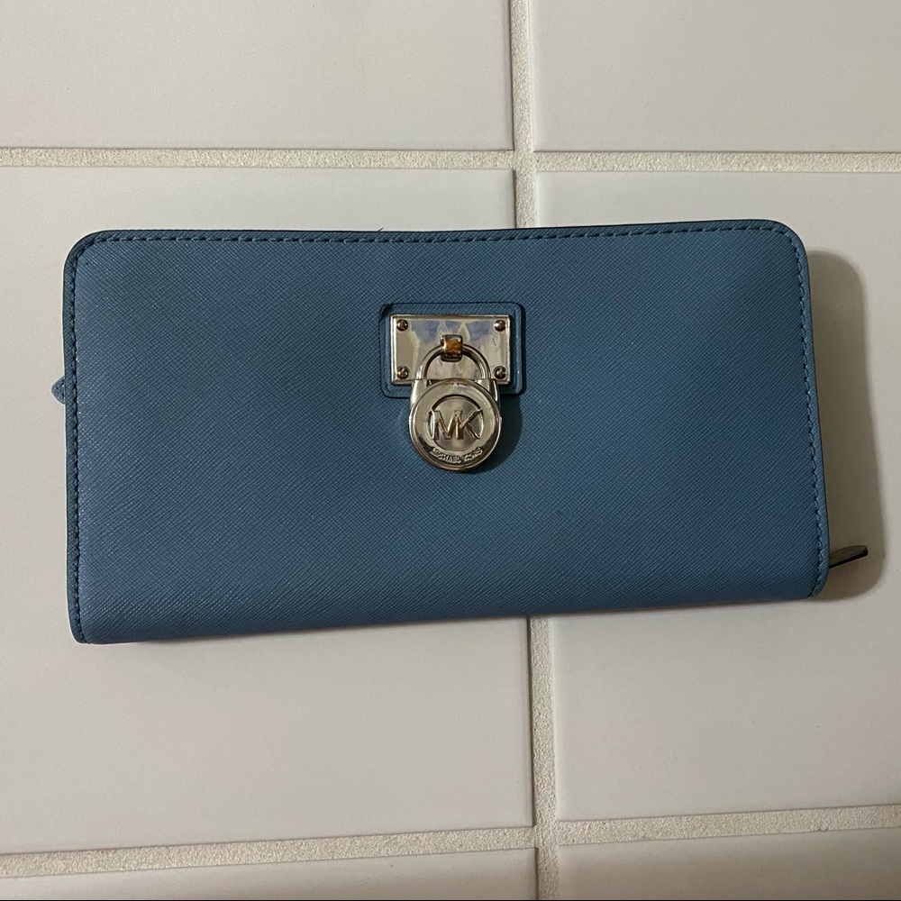 Michael Kors Blue Wallet (used)